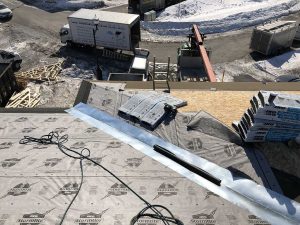 Service de toiture en bardeaux asphalte à Longueuil, Boucherville, Brossard, Saint-Hubert et sur la Rive-Sud de Montréal / Couvreur Toiture Rive Sud